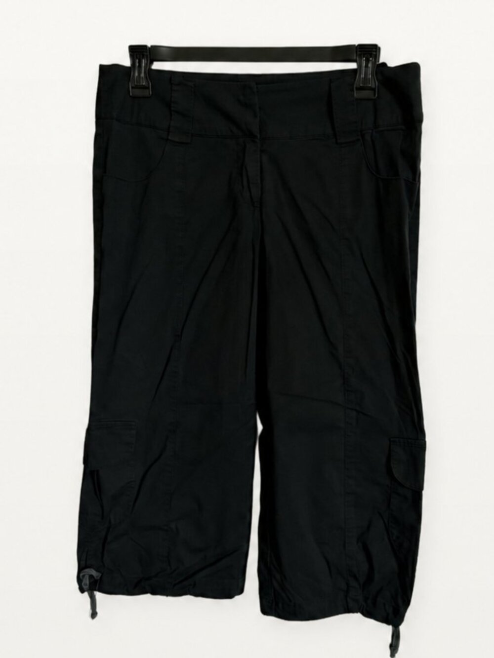 White House Black Market Black Cargo Capri Drawstring Pants Size 6